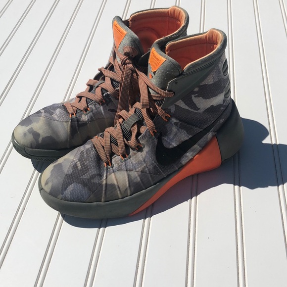 Nike Other - (2015 Camo Nike HYPERDUNKS